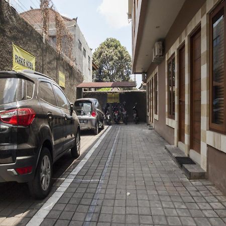 Reddoorz @ Gunung Sanghyang Kerobokan Denpasar Eksteriør billede